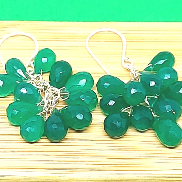 Natural Briolette Green Aventurine 11x6mm 925‎ Sterling Silver Earrings - Picture 3 of 5